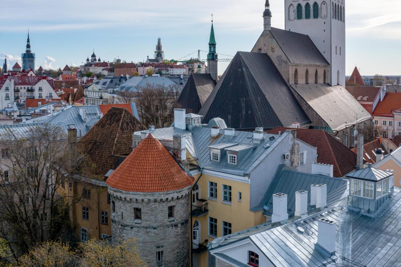 Old Town - Unique Tower Apartment ทาลลินน์ ภายนอก รูปภาพ